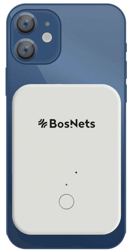 BosMag haberleşme cihazı, cep telefonunun arkasına sabitlenmiş halde